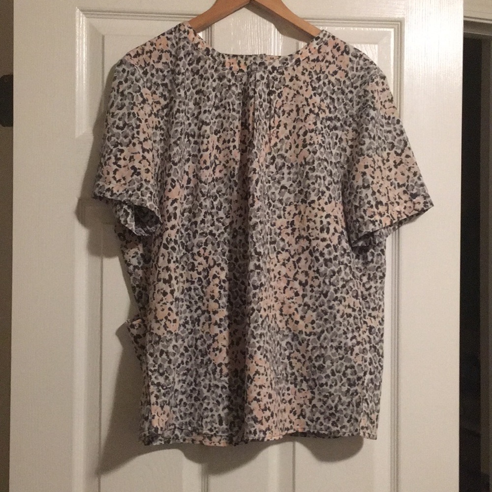 Gray and pink dress shirt